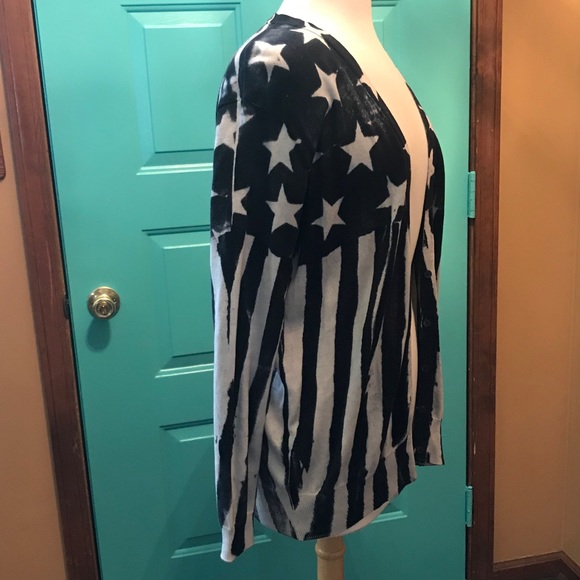 NWT Stars and Stripes Sweater - Picture 4 of 11
